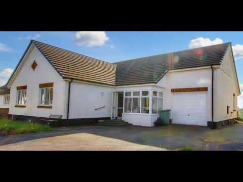 Property For Sale, 3 Bedroom detached bungalow in Bryngwyn, Newcastle Emlyn