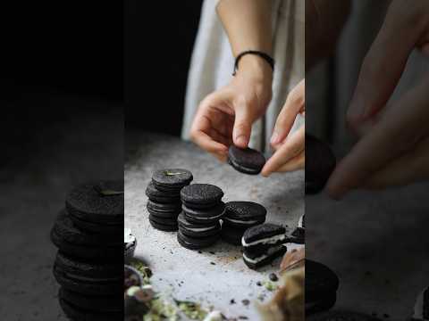 Chocolate Sandwich Cookie.The #recipe will be in my next newsletter. Sign-up at the link in my bio❤️