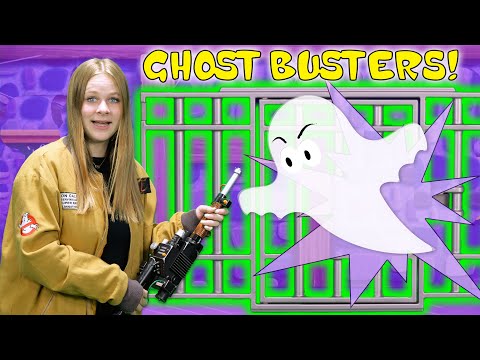 Ghostbuster Assistant and Paw Patrol Rubble Fix Slimer's Containment Chamber