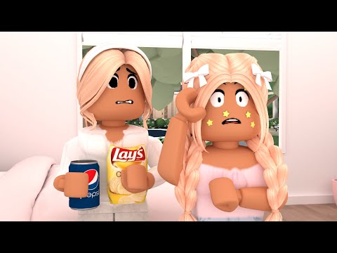 MY DAUGHTER IS GOING THROUGH PUBERTY *PIMPLES?!* Bloxburg roleplay *WITH VOICES*