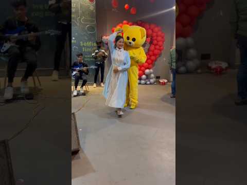 teddy bear cute girl romantic dance 🥰#shorts #short #shortvideo #shortsfeed #funny#fun#comedy#foryou