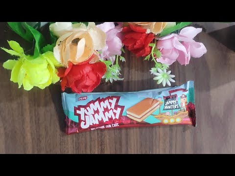 Yummy Jam Cake 😛😛 unwrapping#viral#viralvideo#cakeopening#chocolateunwrapping#trending#openingvideo