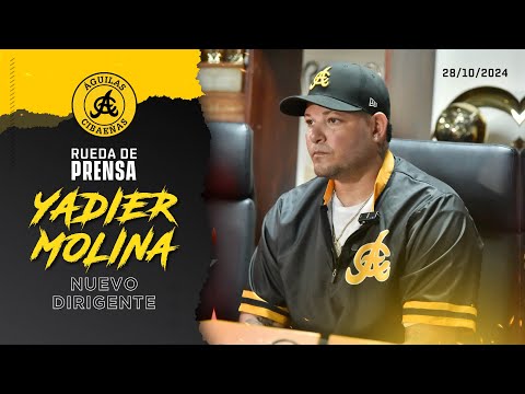 RUEDA DE PRENSA DE YADIER MOLINA, NUEVO DIRIGENTE DE ÁGUILAS CIBAEÑAS