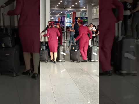 pilot /cabin crew of QATAR AIRWAYS #airport #airline #qatarairways #youtubeshorts @GatchieJr33