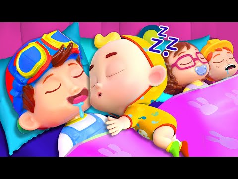 TEN IN THE BED SONG | CoComelon Play with Toys & Nursery Rhymes & Kids Songs