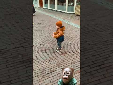 Kid reacts to Street Performer - Feeling the Groove in Process