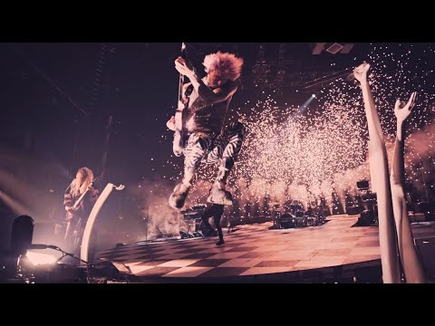 Machine Gun Kelly - Mainstream Sellout Live From Cleveland: The Pink Era (Extended Trailer)