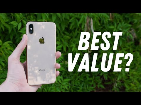 iPhone Xs Max in 2023 Review - I'm Impressed!