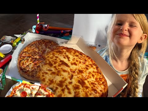 PIZZA PARTY FRIDAY NIGHT! WWE & Euros Scotland Vs Germany