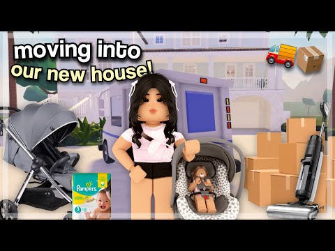 🏡 MOVING INTO OUR NEW HOUSE! | Roblox Berry Avenue Roleplay