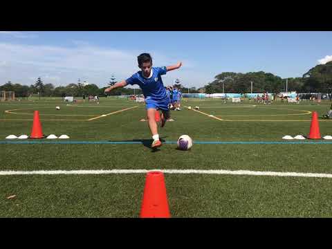 Soccer de Brazil Academy (Masterclass Day 3 - Core Moves Changing Direction)