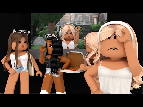 Kids throw a secret party! *THEY ORDERED 50 PIZZAS, USED MOMS MONEY* Roblox Bloxburg Roleplay