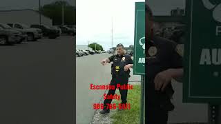 Cop laughs about Constitutional rights/ Captain and LT don't know law.