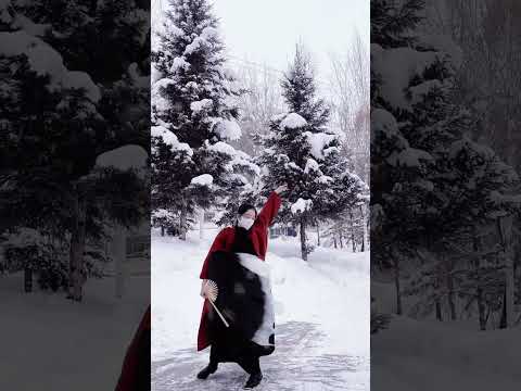 Chinese dance in the snow,shop more hanfu in comment #love #instagood #fashion #photooftheday #art