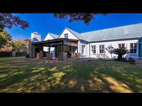 5 bedroom house for sale in Southdowns Estate | Pam Golding Properties