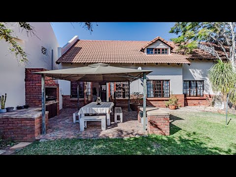 3 bedroom townhouse for sale in Equestria | Pam Golding Properties