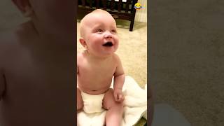 so cute baby laughing smile🤭💖😂