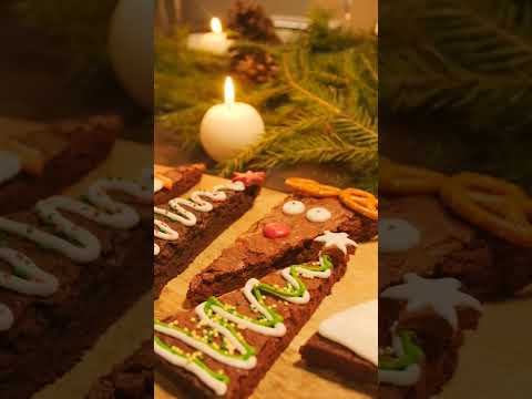 #christmascookies #christmastreats  #christmasbrownies #merrychristmas Video by Nicole Michalou