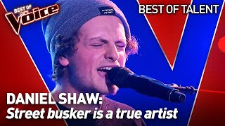 Busker with UNIQUE voice AMAZES the Coaches  in The Voice