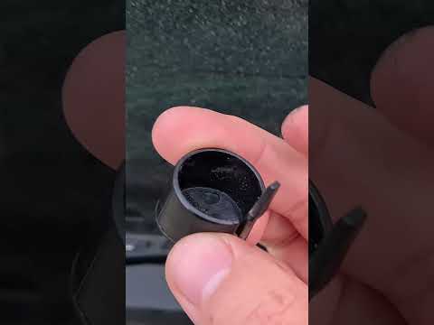 Renault Espace IV, Rear wiper Plastic cap removal (13mm Hex Nut)  #espaceiv #renault #rearwiper