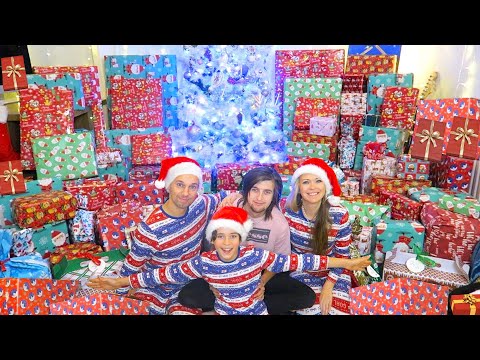 Christmas Morning PRESENT OPENING Special 2022! 🎁 Family Freedom Vlogmas