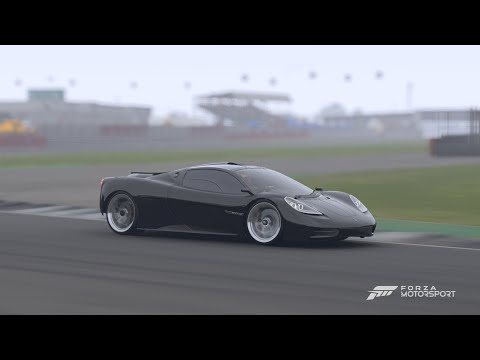 Forza Motorsport  - Double GMA T.50 Chgarge through the field at a foggy Silverstone v2