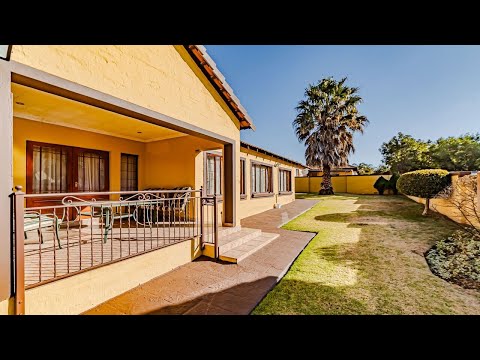 3 bedroom security estate home for sale in Thatchfield | Pam Golding Properties