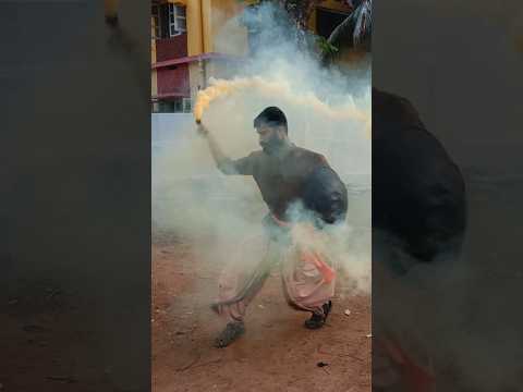 Indian martialarts smoke sword #martialarts #kalaripayattu #silambam