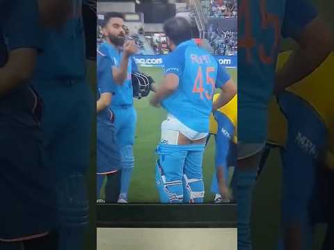 Rohit Sharma fanny movement in cricket ground #cricket #rohitsharma#varalshont #trending #vlog #ytsh