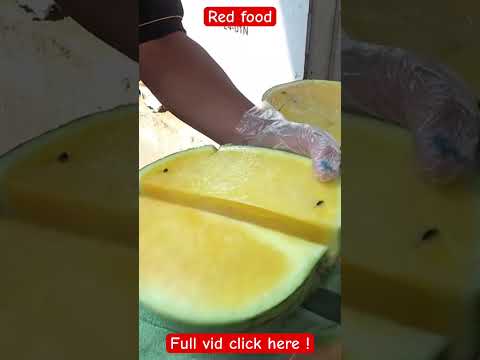 Watermelon Cut #watermelon #yellowwatermelon #yellow #fruit #fruit cutting it