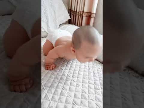 lovely style of laughing cute 🥰 𝔹𝕒𝕓𝕚𝕖𝕤 #cute #baby #foryou #foryou #fun #love #live #viralvideo