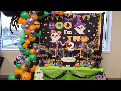 2nd Birthday/Halloween Theme w/Balloon Garland