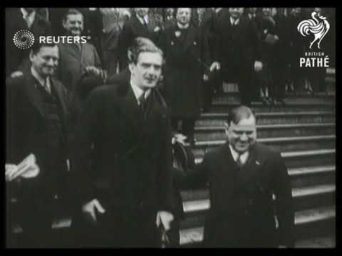 Anthony Eden (former British Foreign Secretary) meets Mayor La Guardia and  tours World's ...(1938)