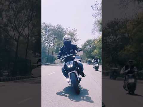 Best under 400cc. No doubt its a traffic monster. Love duke 390. Follow me for more bike related vdo