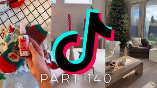 20+ MINUTES OF CHRISTMAS TIKTOK’s | CHRISTMAS COUNTDOWN | 39 days! | No. 140