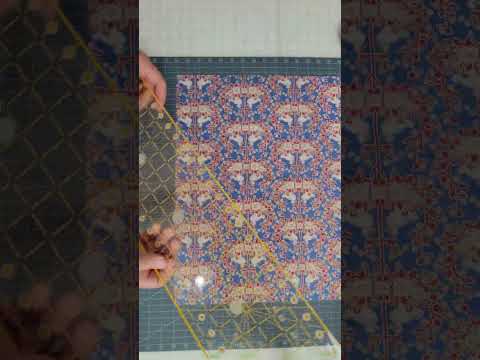 How to cut squares the fast way to make your half square triangles!! #quiltinghacks