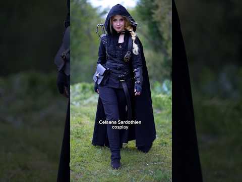 Thank you @burgschneidercostuming for helping make this Celaena Sardothien cosplay possible! ❤️⚔️