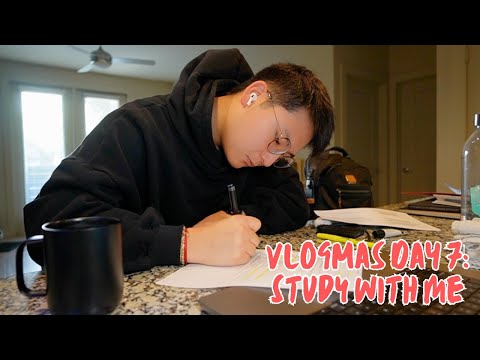 study with me and gift wrapping | #vlogmas day 7