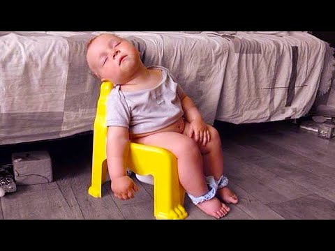 Try Not to Laugh Challenge - Funniest Baby Moments Compilation