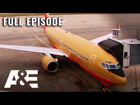 Passenger Faces Flight Fears After 20 YEARS (S3, E10) | Airline | Full Episode