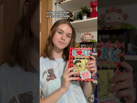 Using dork diaries as a coloring book #shorts #coloring #fyp