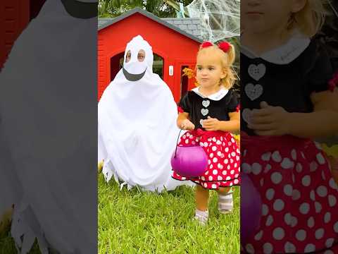 Alice and Trick or Treat Halloween Song