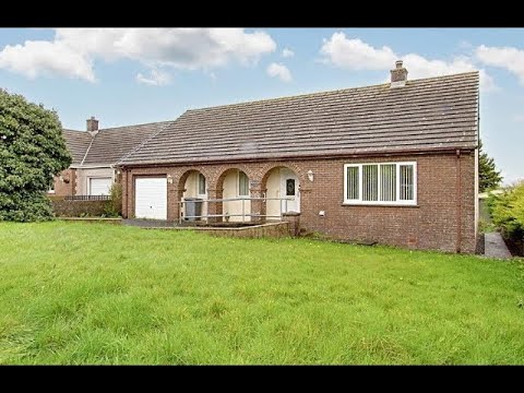 Property For Sale: Detached 3 bedroom bungalow, Blaenannerch, nr Cardigan Bay