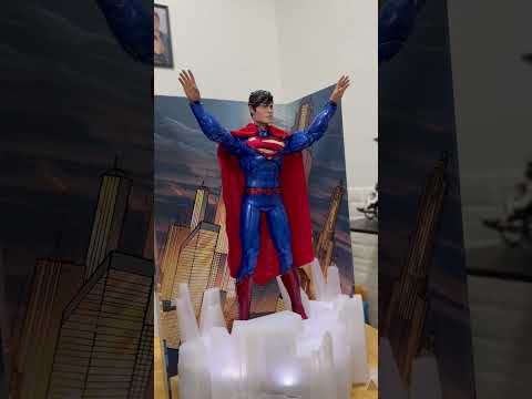 Super Alloy The New 52 Superman 1/6 scale figure…