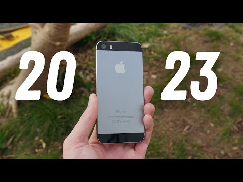 iPhone 5s in 2023 Review - True Innovation!