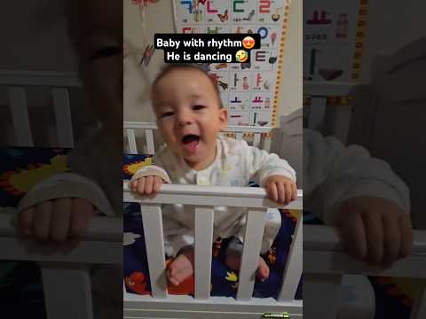 Dancing baby the best yet #dancingbaby #cutebaby ##babyshort #funnybaby #babymovement #cutebabyshort