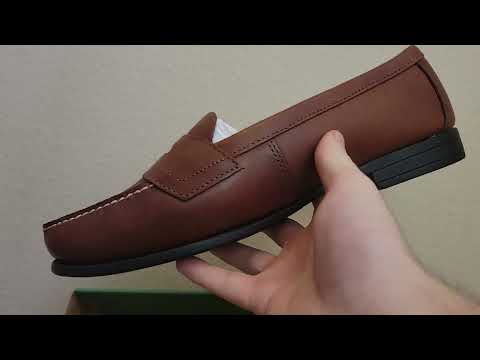 Eastland Women's Classic II Shoe In Hand