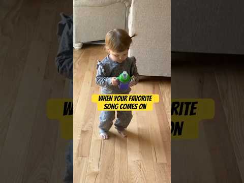 Dancing baby! #dance #baby #dancingbaby #music #cute #momlife #cutebaby