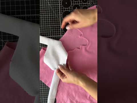 How to sew a dripping sweatshirt collar #howtosew