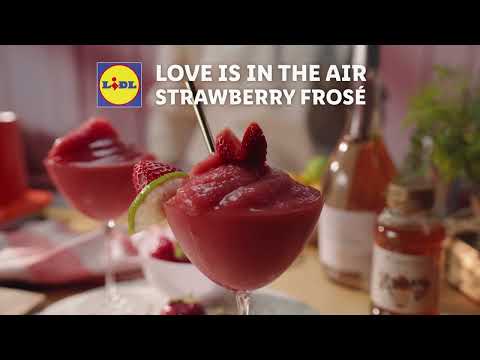 Strawberry Frosé Cocktail | Lidl Ireland